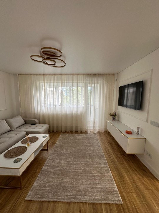 APARTAMENT 3 CAMERE -RENOVAT COMPLET -FINISAJE PREMIUM -FAVORIT