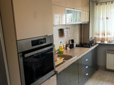 APARTAMENT 2 CAMERE-RAHOVA-PETRE ISPIRESCU-BARCA-CENTRALA-DECOMANDAT