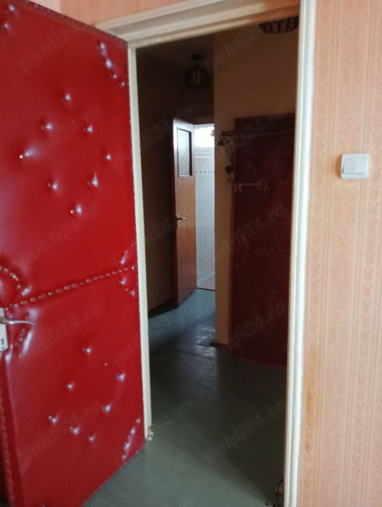 Apartament 2 camere - ETAJ 4 - zona OBREGIA - COVASNA -U3