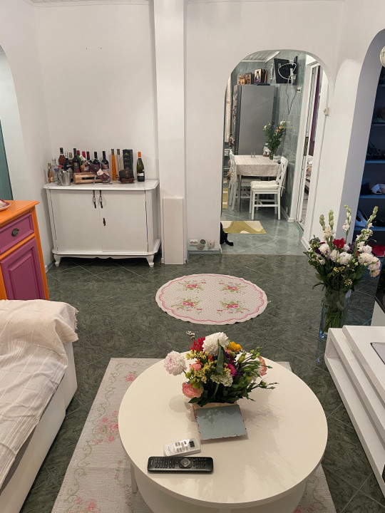 Apartament 4 camere-decomandat-centrala-zona Gorjului