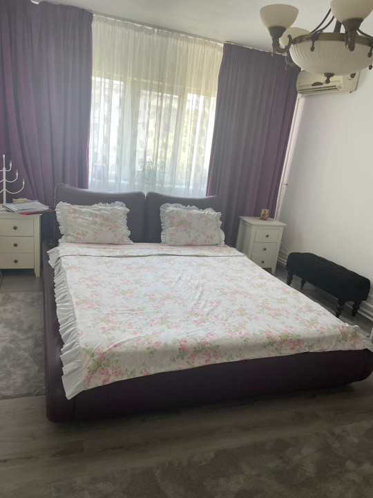 Apartament 4 camere-decomandat-centrala-zona Gorjului