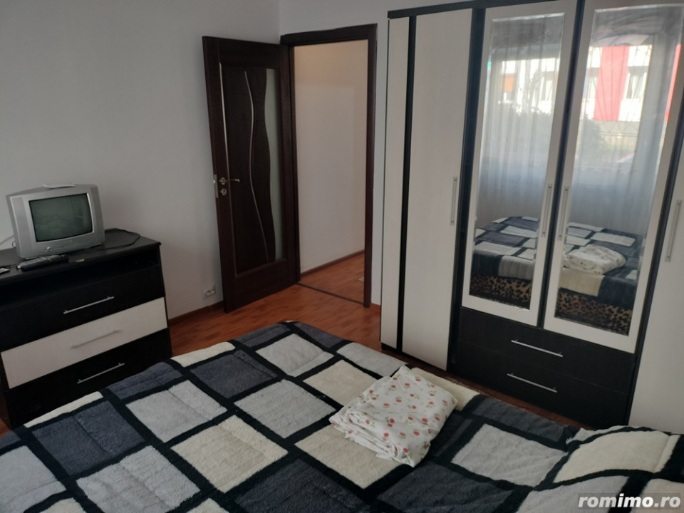 Apartament 2 camere - DECOMANDAT - zona GIURGIULUI 