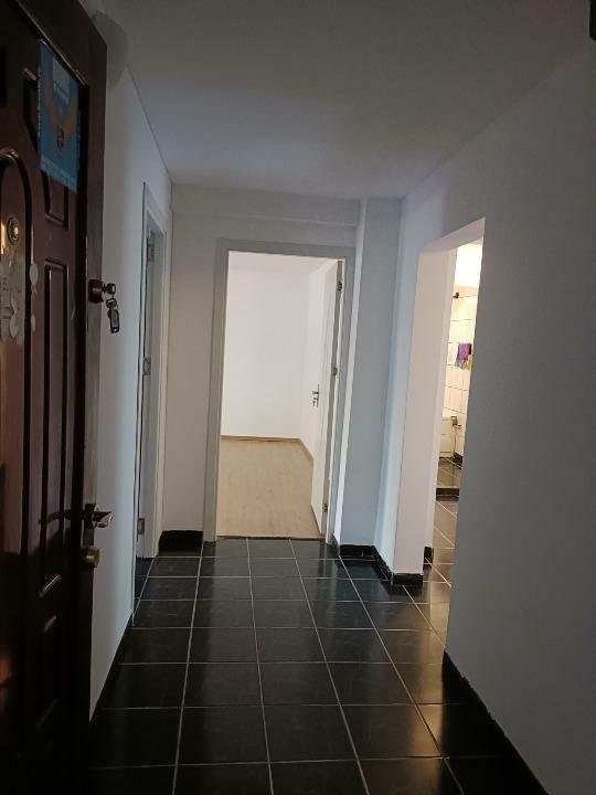 Apartament 4 camere decomandat - Voronet - Decebal 