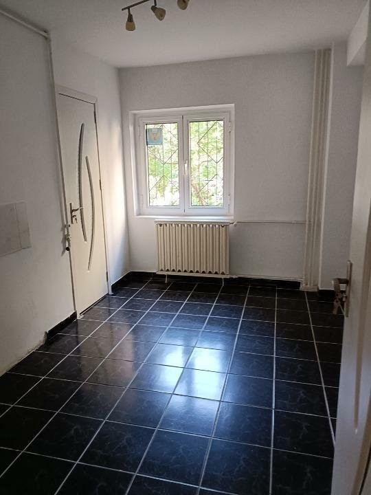 Apartament 4 camere decomandat - Voronet - Decebal 