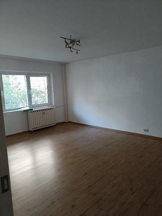 Apartament 4 camere decomandat - Voronet - Decebal 