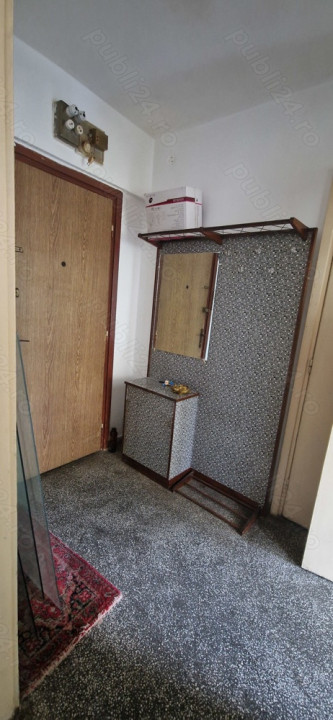 Apartament 2 camere DE RENOVAT - zona linistita Langa parc  IOR 