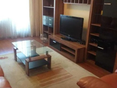 Apartament 3 camere - CENTRALA PROPRIE - zona TINERETULUI 