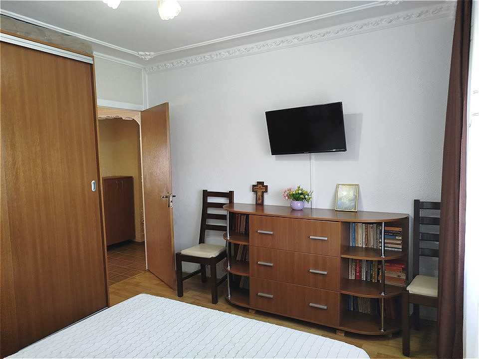 Apartament 4 camere decomandat - Vitan Mall