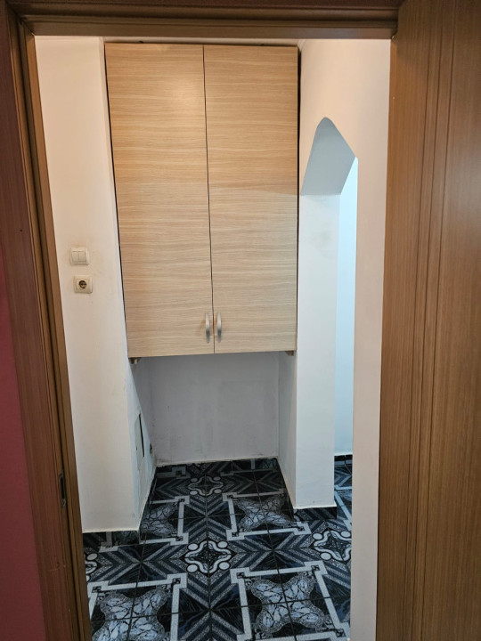 Apartament 3 camere-Drumul Taberei-Decomandat-2 grupuri sanitare-2 balcoane