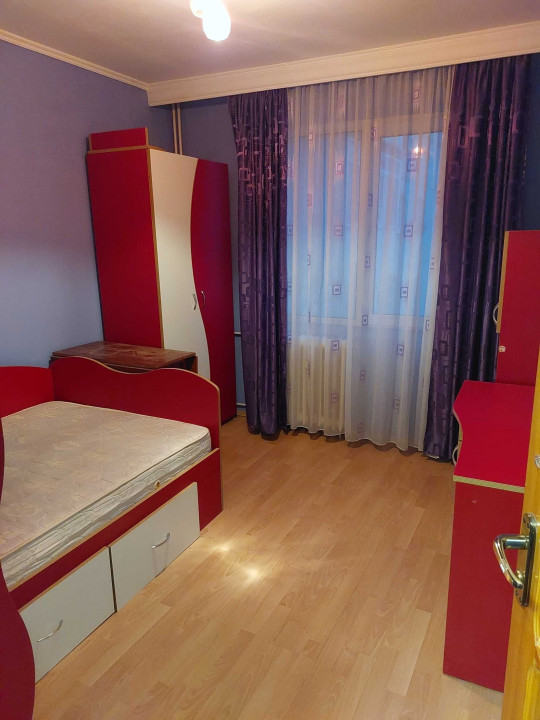 Apartament 3 camere-zona Crangasi