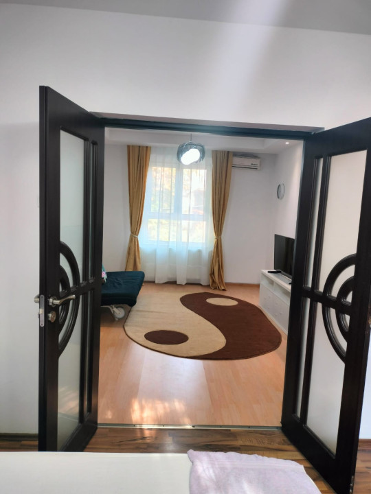 Apartament 2 camere - centrala proprie - zona Eroii Revolutiei