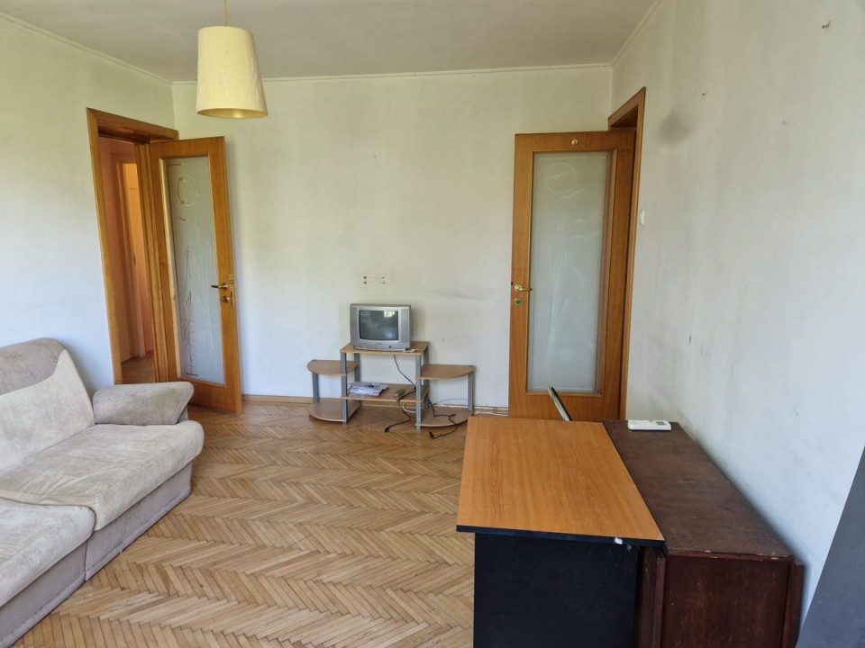 Apartament 3 camere - ETAJ 3 - zona BRANCOVEANU 