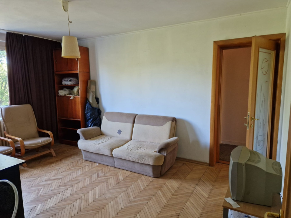 Apartament 3 camere - ETAJ 3 - zona BRANCOVEANU 