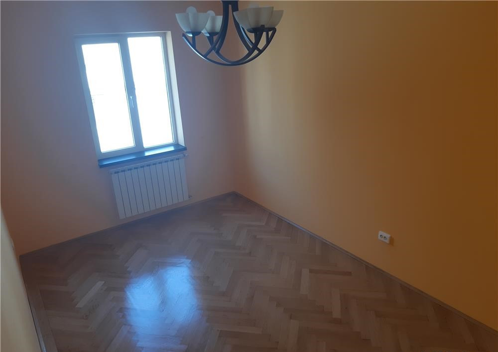 Apartament 3 camere-zona Universitatii