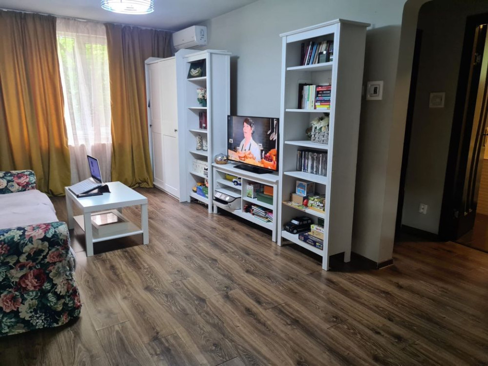 Apartament 3 camere-zona Berceni / Piata Resita