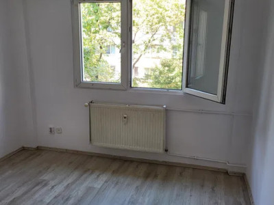 APARTAMENT 2 CAMERE - ETAJ 2 - METROU 1 DECEMBRIE ( 5 MINUTE )