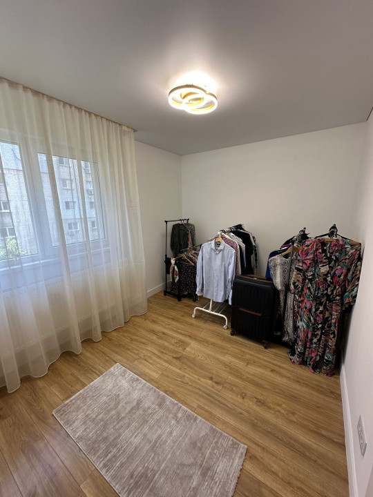 APARTAMENT 3 CAMERE -RENOVAT COMPLET -FINISAJE PREMIUM -FAVORIT