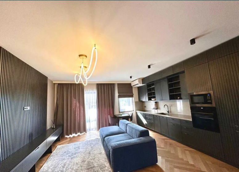 Apartament 2 camere + GRADINA 24 mp - zona IANCU NICOLAE