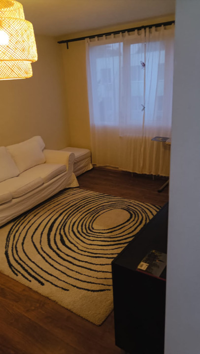 Apartament Semidecomandat 3camere  -Alexandru Obregia