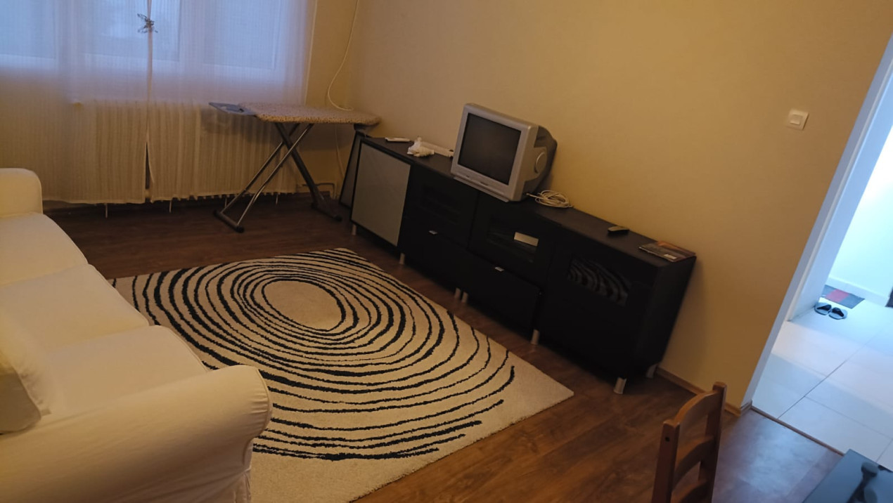 Apartament Semidecomandat 3camere  -Alexandru Obregia