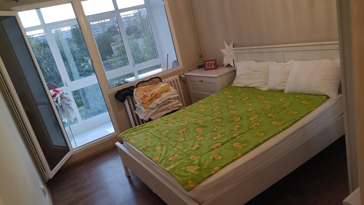 Apartament Semidecomandat 3camere  -Alexandru Obregia