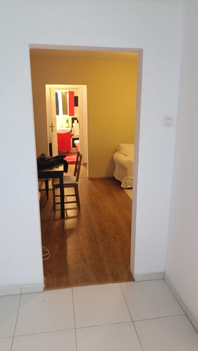 Apartament Semidecomandat 3camere  -Alexandru Obregia