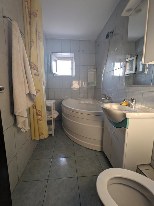 APARTAMENT DE 3 CAMERE, 75MP, MODERN, RENOVAT, NERVA TRAIAN