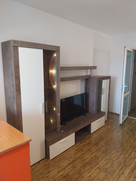 Garsoniera CF1 -mobilata/utilata MODERN - zona linistita - Chisinau - 