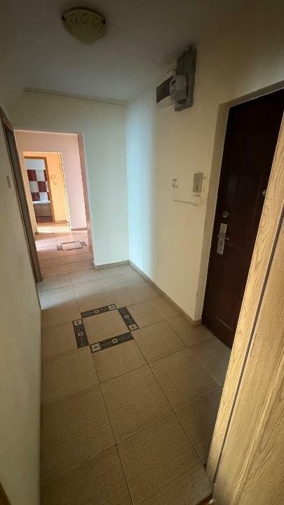 Apartament 3 camere-Gorjului-Centrala proprie-2 bai