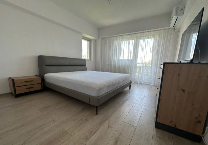 Apartament 2 camere - VEDERE BULEVARDUL UNIRII 