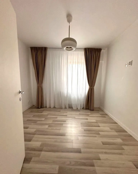 APARTAMENT DE 3 CAMERE, 62MP+CURTE 64MP, PARCARE, BLOC NOU, AVIATIEI