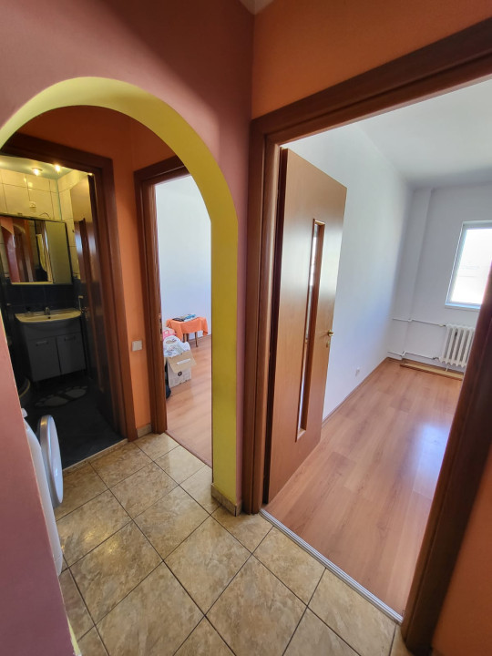 APARTAMENT 4 CAMERE-RAHOVA-DUMBRAVA NOUA-BARCA-2 BALCOANE-2 BAI