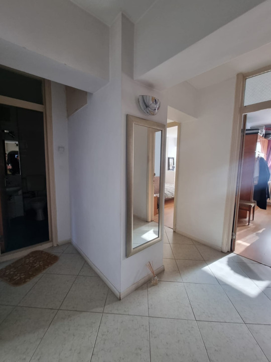 Apartament 4 camere-decomandat- Bulevardul Ferdinand / Mihai Bravu