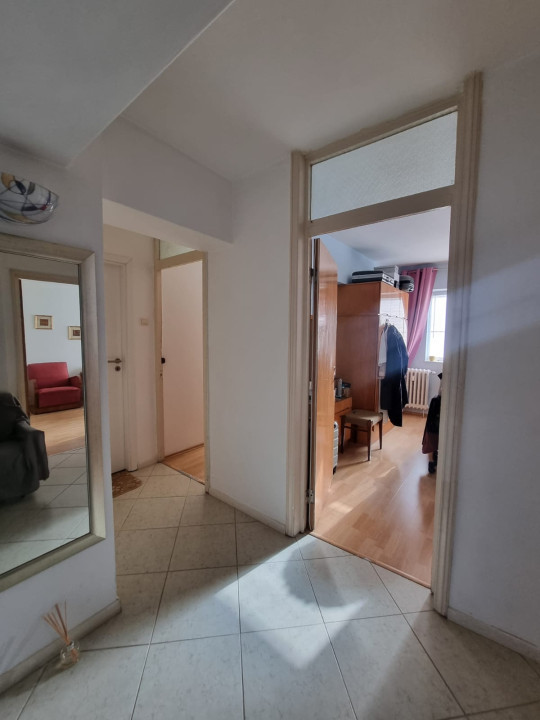 Apartament 4 camere-decomandat- Bulevardul Ferdinand / Mihai Bravu