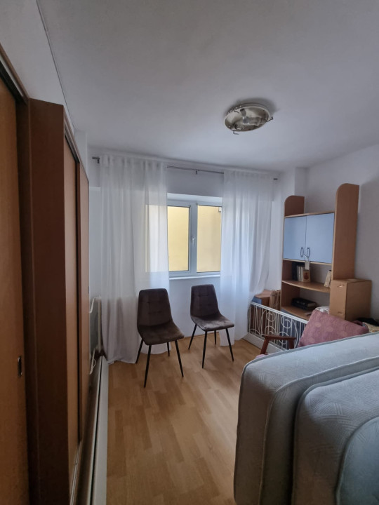 Apartament 4 camere-decomandat- Bulevardul Ferdinand / Mihai Bravu