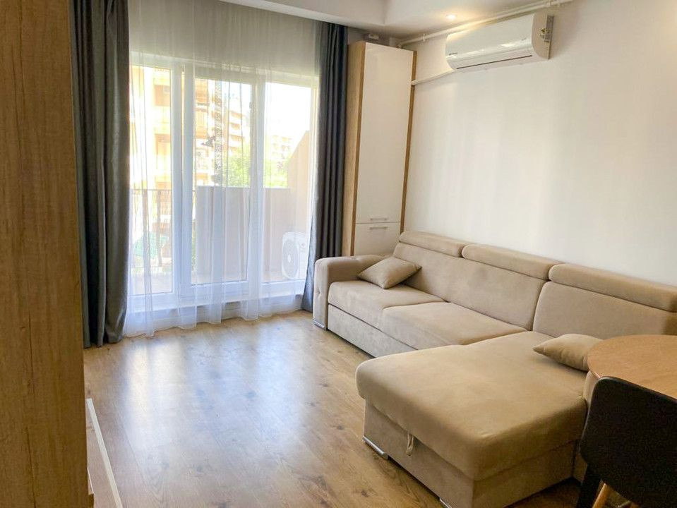 E24995 - Inchiriere apartament 2 camere cu vedere la piscina