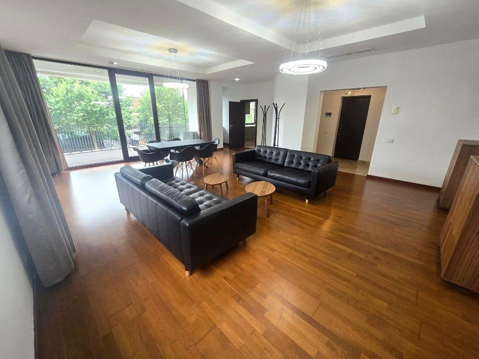 APARTAMENT DE 3 CAMERE, 141 MP UTILI, IANCU NICOLAE