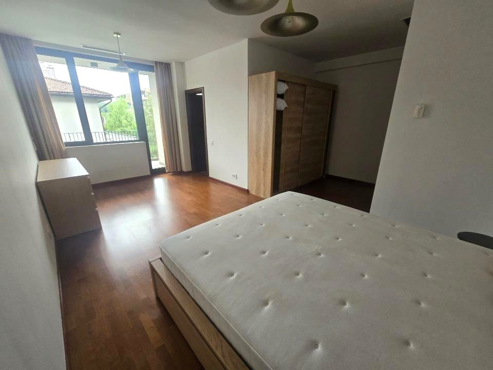 APARTAMENT DE 3 CAMERE, 141 MP UTILI, IANCU NICOLAE