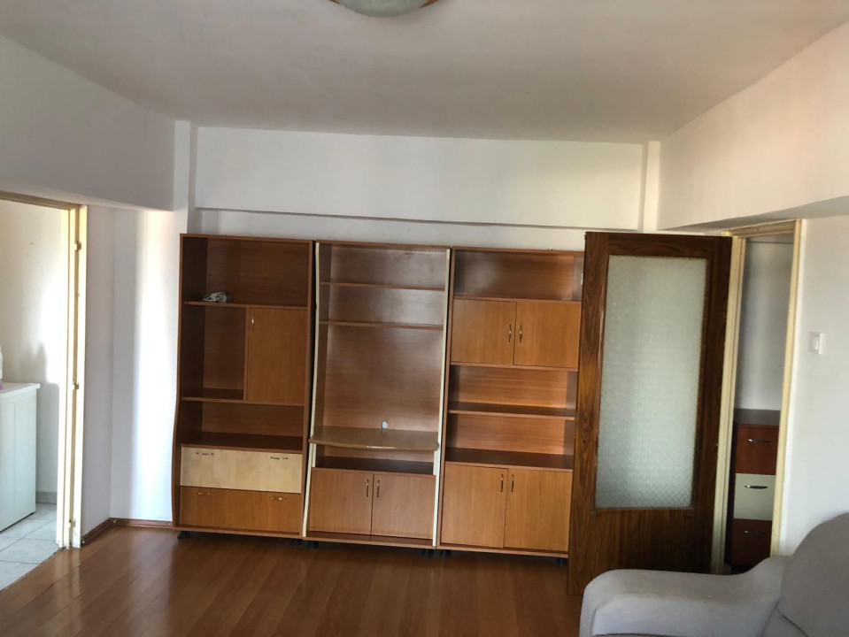 Apartament 2 camere 7 minute metrou TITAN - Bloc 1982 - 