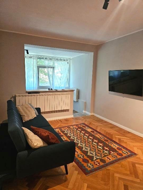 APARTAMENT DE 2 CAMERE, 60 MP UTILI, TIMPURI NOI