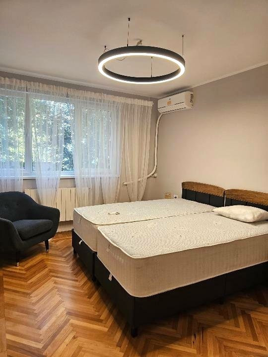 APARTAMENT DE 2 CAMERE, 60 MP UTILI, TIMPURI NOI