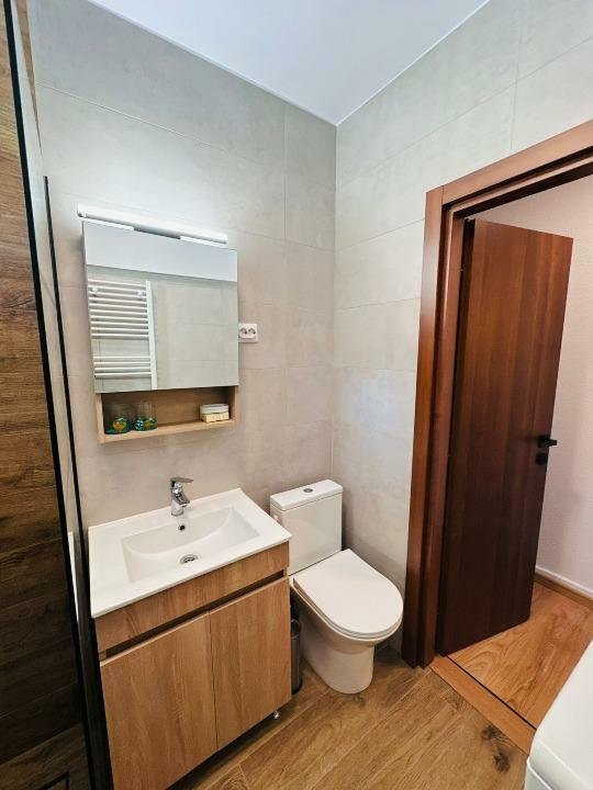 Apartament de inchiriat -3 camere -mobilat utilat si renovat -DOMENII