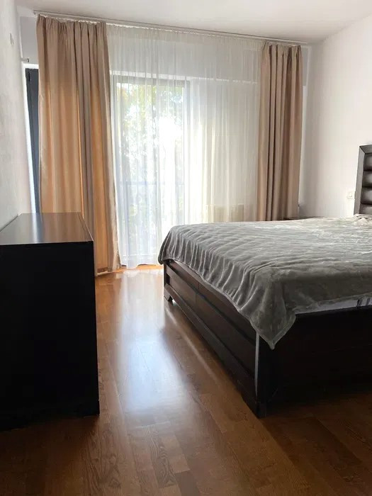 APARTAMENT DE 2 CAMERE, 55 MP UTILI, VICTORIEI