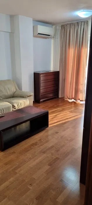 APARTAMENT DE 2 CAMERE, 55 MP UTILI, VICTORIEI