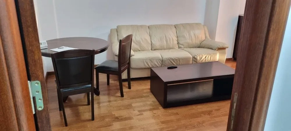 APARTAMENT DE 2 CAMERE, 55 MP UTILI, VICTORIEI