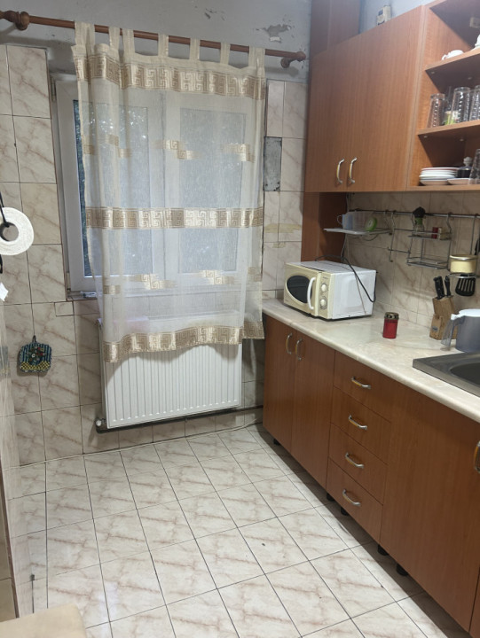 Apartament 3 camere-Decomandat-Drumul Taberei-Posibilitate centrala