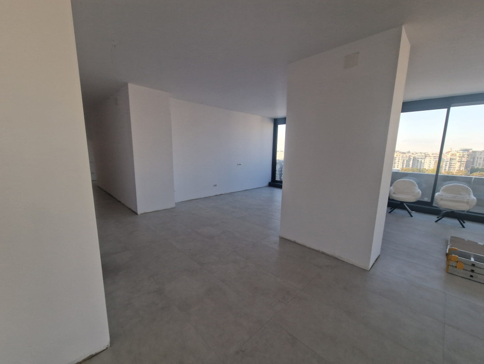 COD E1774 - PREMIUM PENTHOUSE - PANORAMIC VIEW - 662 MP