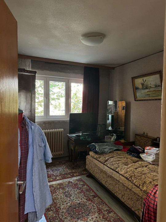 APARTAMENT 4 CAMERE  - 2 MINUTE METROU FAVORIT - DRUMUL TABEREI