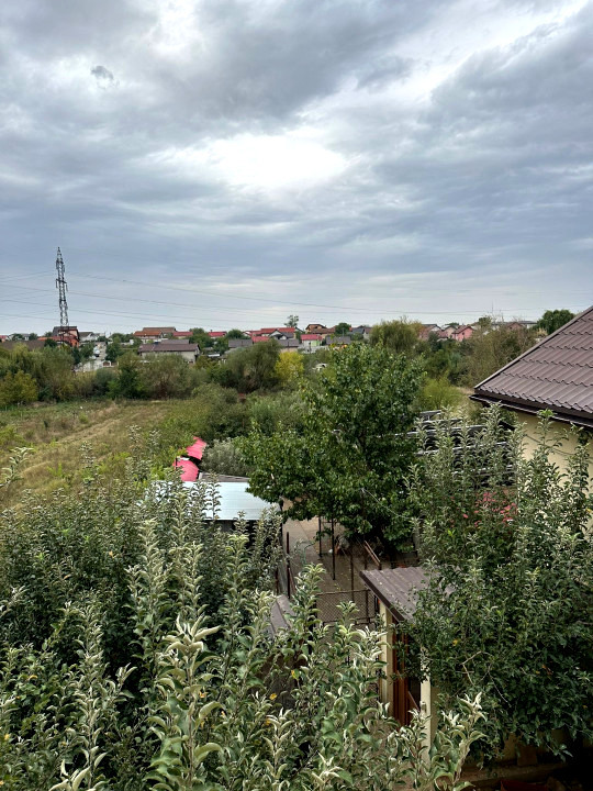 Casa Albesti-1800 mp teren - 10 minute pana in centrul Craiovei