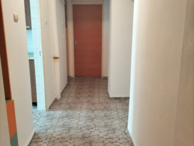 APARTAMENT 3 CAMERE-PETRE ISPIRESCU-SEBASTIAN-2 BAI-DECOMANDAT